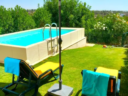 Maison moderne vue panoramique, piscine - familles - Photo 16