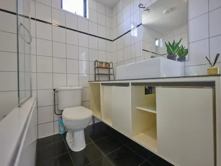 Brabants licht, Maison confortable dans un parc avec piscine - Photo 9