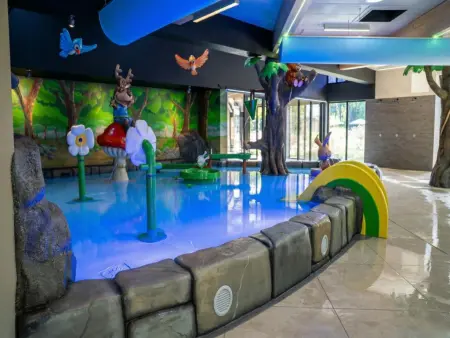 Brabants licht, Maison confortable dans un parc avec piscine - Photo 12