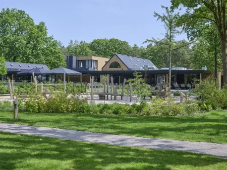 Brabants licht, Maison confortable dans un parc avec piscine - Photo 33
