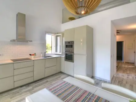 Modernes helles 3-Schlafzimmer Apartment mit Klimaanlage, 2017 komplett neu ren - Photo 13