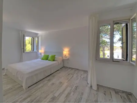 Modernes helles 3-Schlafzimmer Apartment mit Klimaanlage, 2017 komplett neu ren - Photo 17