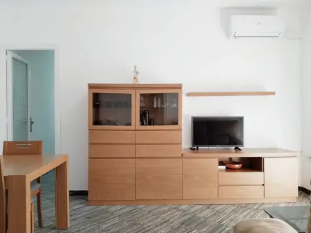 Appartement à Pineda de Mar pour 4, proche mer avec lave-linge et balcon - Photo 2