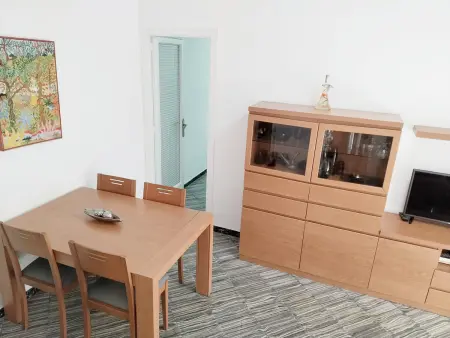 Appartement à Pineda de Mar pour 4, proche mer avec lave-linge et balcon - Photo 3