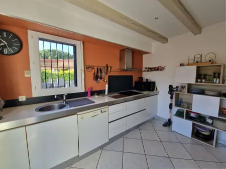 Villa avec climatisation, piscine et jardin privé - Photo 16