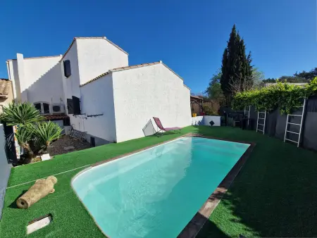 Villa avec climatisation, piscine et jardin privé - Photo 21