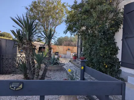 Villa avec climatisation, piscine et jardin privé - Photo 30