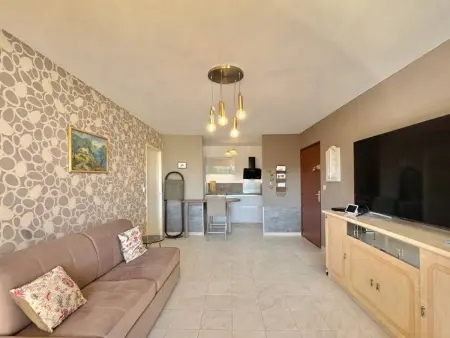 Appartement calme avec terrasse - 2 pers., Appartement 2 personnes à Ajaccio - Photo 2