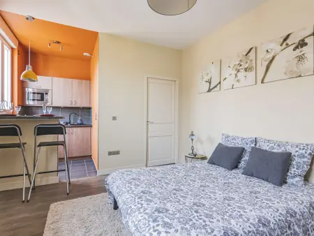 Studio cosy, hyper centre - Reims, Appartement 2 personnes à Reims - Photo 4