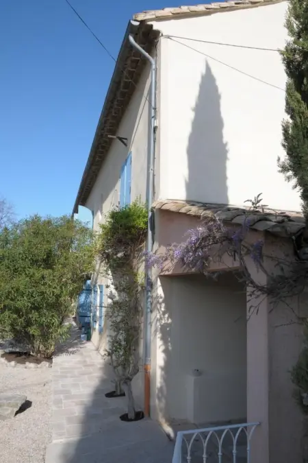 Bauernhaus mit Garten und Pool mit Bergblick, Maison 10 personnes à Sarrians - Photo 26