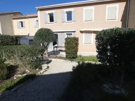 Maison cosy avec piscine partagée à Calvisson, Maison 4 personnes à Calvisson - Photo 5