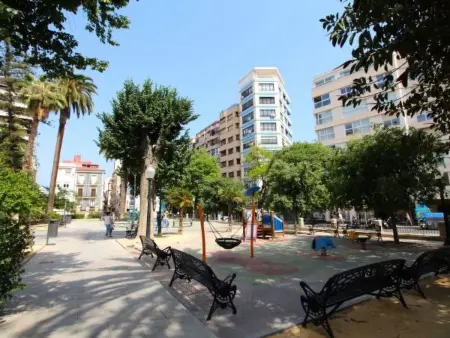 APARTAMENTO CENTRO LA MONTAÑETA, Appartement 4 personnes à Alicante - Photo 2