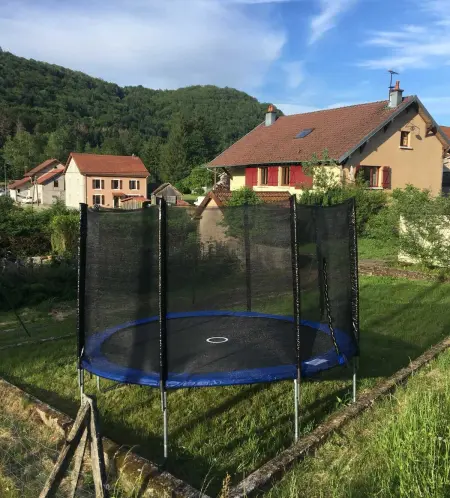 Appartement lumineux avec 3 chambres à Saulxures - Photo 2
