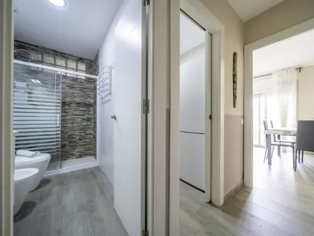 Appartement moderne 2 chambres avec piscine et parking à Pineda de Mar, à 50m de la plage - Photo 29