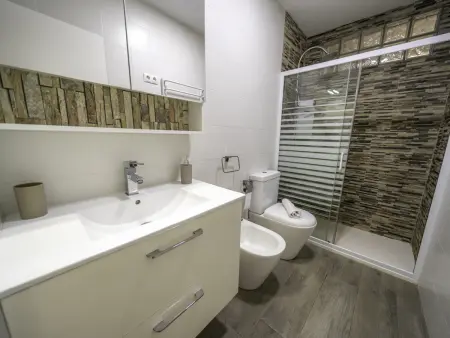 Appartement moderne 2 chambres avec piscine et parking à Pineda de Mar, à 50m de la plage - Photo 30