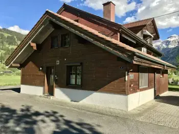 Wohnung in Lenk,Lischenhaus 2 - Wohnung Flösch CH3775.778.1 N°867004