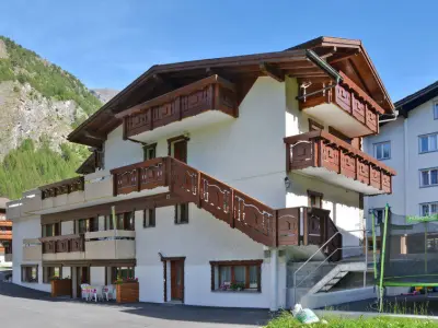 Apartment in Saas Grund, Haus Quelle - L509804