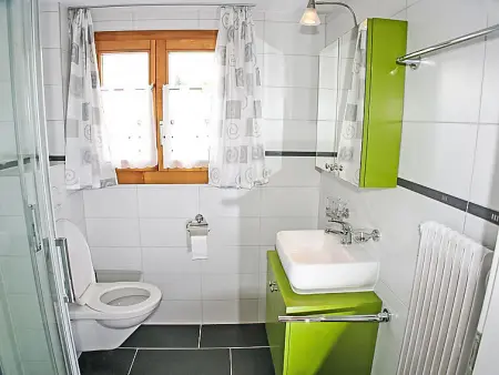 Bergfink Dachgeschoss, Chalet 4 personnes à Grächen - Photo 10