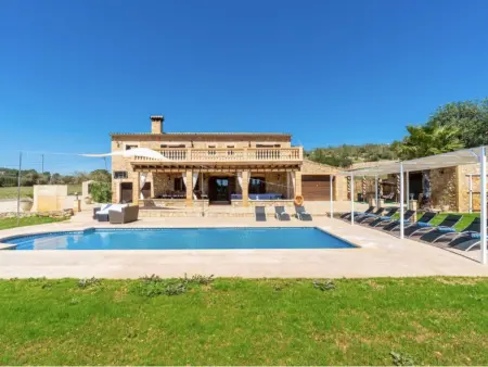 VILLA LORENZO MANACOR by PriorityVillas, Maison 10 personnes à Porto Cristo - Photo 1