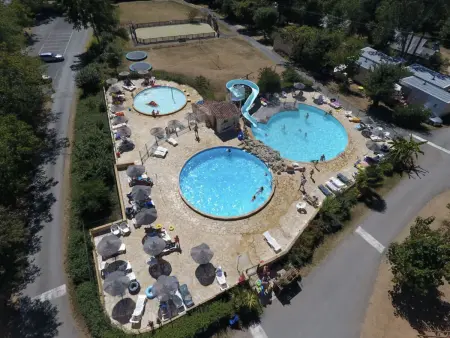 Camping Le Clou - Lodge de Luxe, Maison 5 personnes à Saint Vincent de Cosse - Photo 8