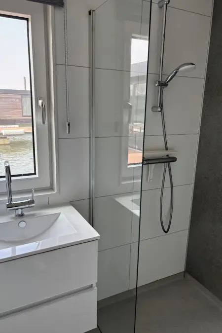 Maasterp - woonboot 14, Appartement 4 personnes à Ohe en Laak - Photo 10