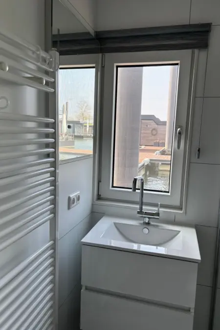 Maasterp - woonboot 14, Appartement 4 personnes à Ohe en Laak - Photo 11