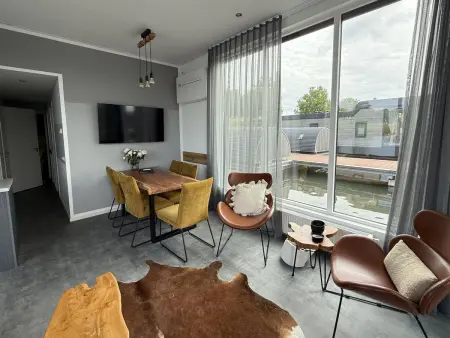 Maasterp - Woonboot 2, Appartement 4 personnes à Ohe en Laak - Photo 2