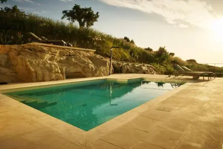 JATU RETREAT, Villa avec piscine privée et vue sur mer - Photo 1