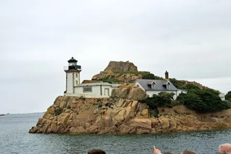 Granitsteinhaus in St Pol-de-Léon, Maison en pierre avec vue sur la mer en Bretagne - Photo 39