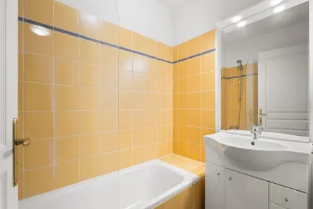 Virginia N°402 - 2P4, Une oasis chic et lumineuse avec piscine à Grasse - Photo 9