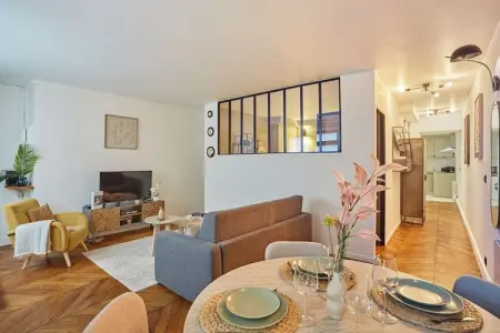 REGLISES 1, Superbe appartement en plein centre de Paris - Photo 1