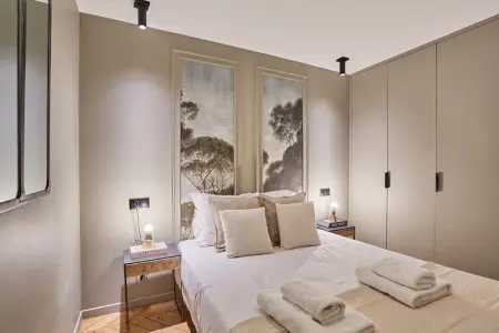 REGLISES 2, Superbe appartement en plein centre de Paris - Photo 2