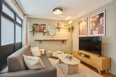 REGLISES 2, Superbe appartement en plein centre de Paris - Photo 3