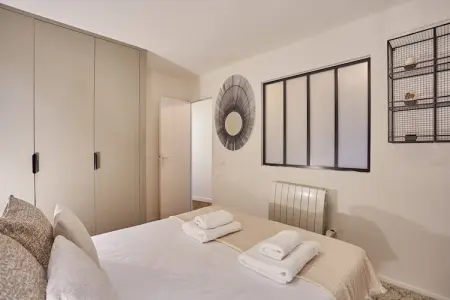 REGLISES 2, Superbe appartement en plein centre de Paris - Photo 10