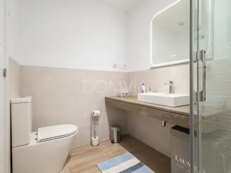 Appartement moderne 2CH avec grande terrasse et parking privé - Photo 14