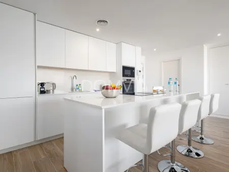 Appartement moderne 2CH avec grande terrasse et parking privé - Photo 16