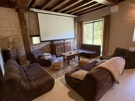 Maison, parking, animaux admis, Gite 12 personnes à Villechétif - Photo 4