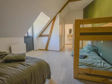 Maison, parking, animaux admis, Gite 12 personnes à Villechétif - Photo 16