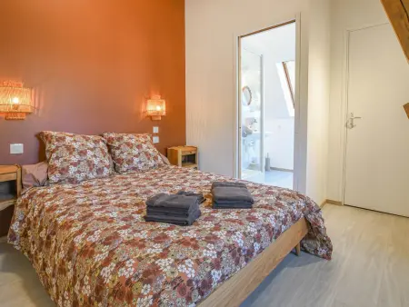 Maison, parking, animaux admis, Gite 12 personnes à Villechétif - Photo 22
