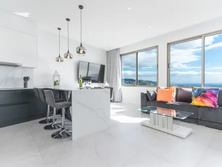 Maison vue mer, piscine privée - 5 pers., Maison 5 personnes à Câmara de Lobos - Photo 1