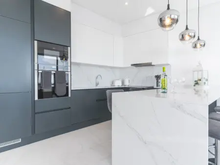 Maison vue mer, piscine privée - 5 pers., Maison 5 personnes à Câmara de Lobos - Photo 2