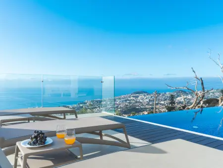 Villa moderne, vue panoramique - 8 pers., Villa 8 personnes à Funchal - Photo 1