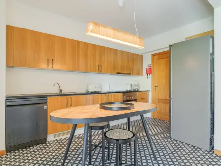 Appartement rénové avec parking privé - jusqu'à 6 pers. - Photo 8
