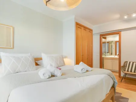 Appartement rénové avec parking privé - jusqu'à 6 pers. - Photo 10