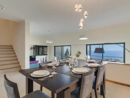 Maison spacieuse avec vue imprenable - 8 pers., Maison 6 personnes à Funchal - Photo 8