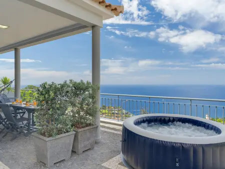 Maison spacieuse avec vue imprenable - 8 pers., Maison 6 personnes à Funchal - Photo 35