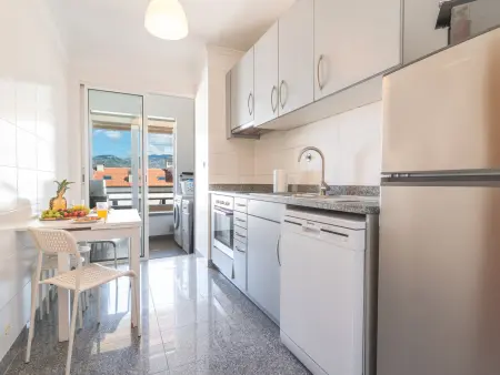 Appartement vue mer avec parking - 4 pers., Appartement 4 personnes à Funchal - Photo 9