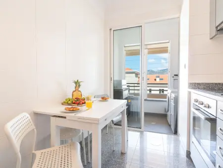 Appartement vue mer avec parking - 4 pers., Appartement 4 personnes à Funchal - Photo 10