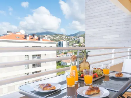 Appartement vue mer avec parking - 4 pers., Appartement 4 personnes à Funchal - Photo 12