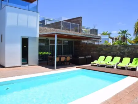 Villa luxueuse à El Duque avec piscine privée chauffée - Photo 1
